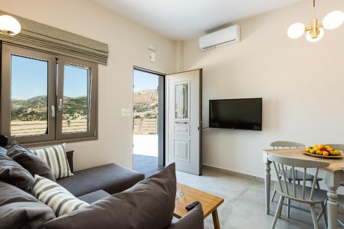 Spilion Apartment | Ideal Panorama Rooms for Families with Top Ratings