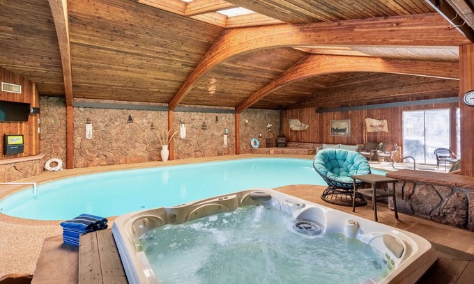 Stanley Hills House | Explore Panorama Vacation Home with Pool and Hot Tub