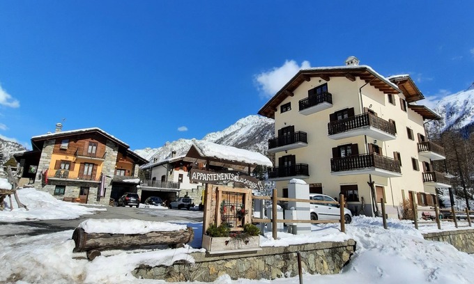 Bionaz Apartment | Bright Two-Room Apartment with Pet-Friendly Amenities