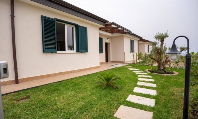 Marina di Ascea Villa | Panoramic and modern villa with garden, comfort and relaxation close to the sea
