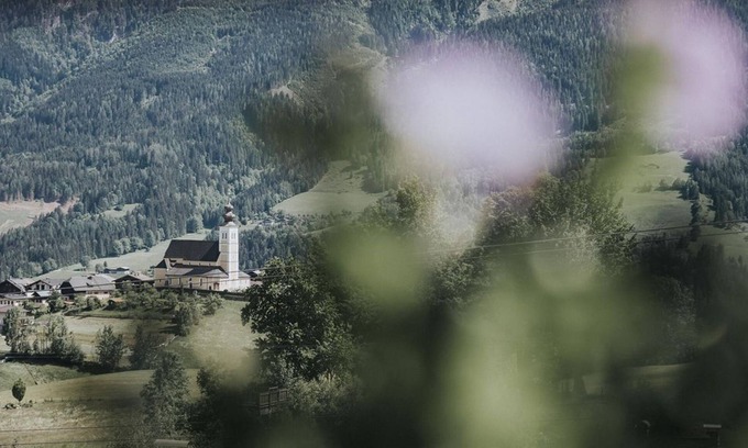 Sankt Veit im Pongau Apartment | Experience Comfort in a Panoramic Double Room at Empl