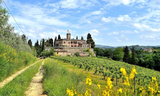 Poggibonsi Other | Mesmerizing Castle with Pool, Perfect for Weddings & Events