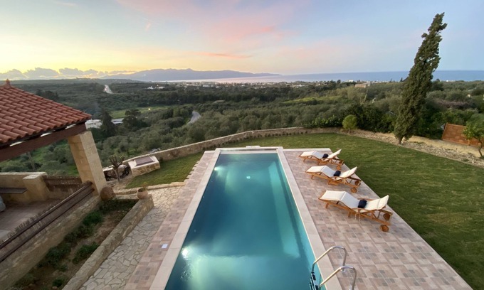 Kontomari Villa | Indulge in Panoramic Views with Infinity Pool & Spa Access