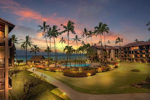 Honokowai Apartment | Stunning Ocean View 1BR Condo Suite at Papakea Resort