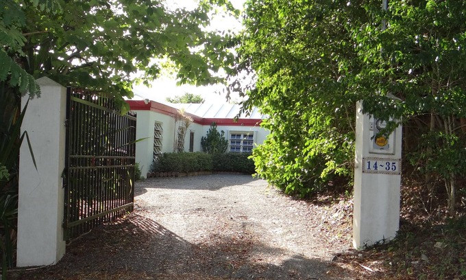 Estate Frenchman Bay House | Experience Breathtaking Panoramic Ocean Views & Amenities