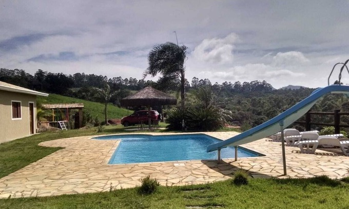 Centro House | Scenic Escape: 2-Bedroom Retreat with Pool & Pet-Friendly