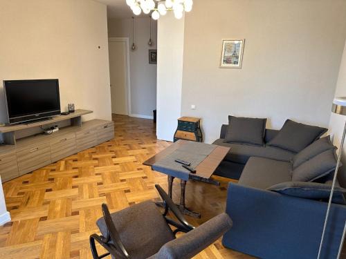 Tbilisi Apartment | Exceptional Panoramic View Apart Vera 67 - Rated 9.8/10