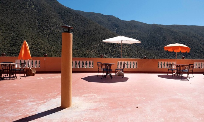 Ouirgane Hotel | Scenic Mountain Views with Family-Friendly Amenities