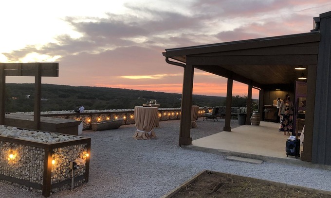 Round Mountain House | Unique Retreat with Panoramic Views in Hill Country