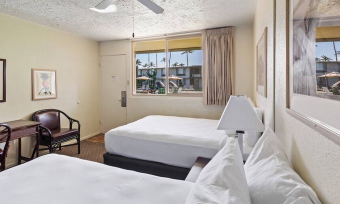 Kahului Hotel | Scenic Retreat with Pool Near Kanaha Beach Park!