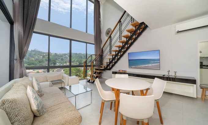 Kamala Apartment | Panoramic views in Kamala duplex apartment