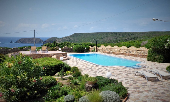 Arbus Villa | Scenic Villa with Pool and Ocean View - Guest Rated 9.8