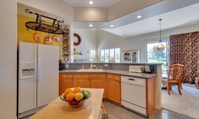 Ocotillo House | Scenic Water and Golf Course Views in Gated Townhouse