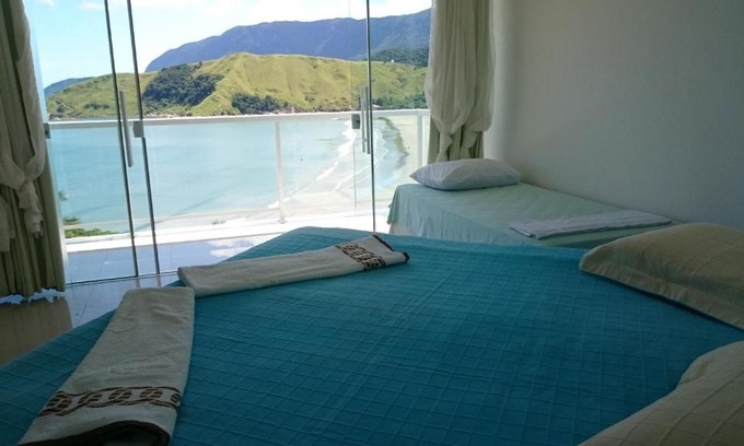 Praia do Cabelo Grande House | Inviting Panoramica Residencial with Oceanfront Amenities