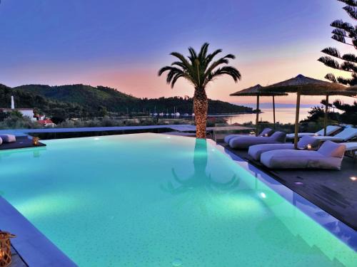 Panormos Hotel | Discover Panormos Beach Hotel Skopelos with Ocean Views