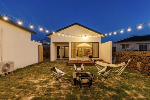 Hallim House | Pet-Friendly Retreat at Panpo HyunStay with Hot Tub