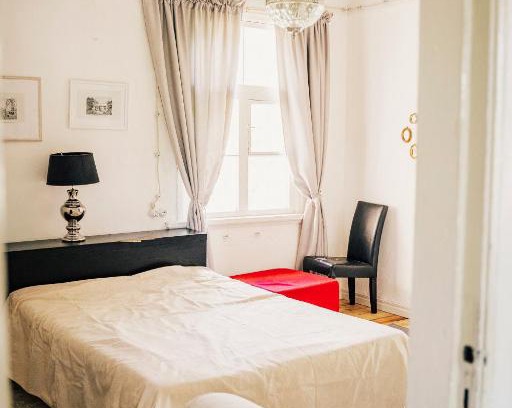 Rongu House | Budget-Friendly Pansion Hermann: Pet Friendly & Breakfast Included