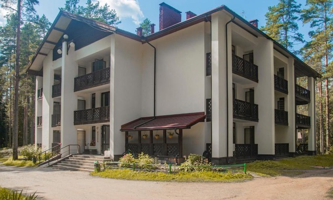 Roschinskoe Resort | Discover Pansionat Severnoye Siyaniye with Private Beach Access
