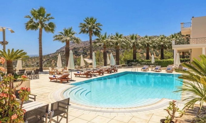 Rodhia House | Pantanassa Palm Tree Villa