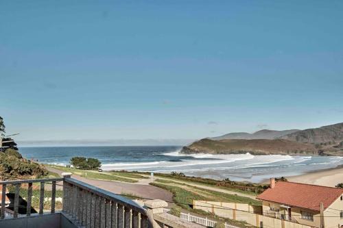 Valdovino Apartment | Experience Pantin Surf&Beach: Family and Pet-Friendly Retreat