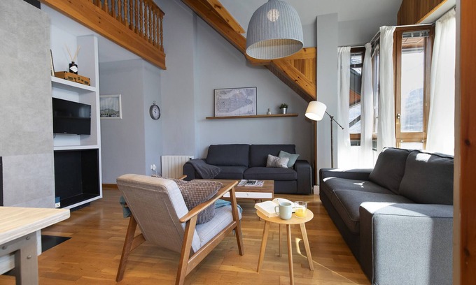 Panticosa Apartment | Pao Penthouse by BeValle