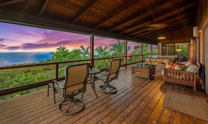 Captain Cook House | Epic Ocean Views: Papa Belle Estate with Pool & Spa