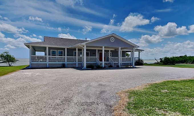 Bayside House | Experience Papa's Place: Bayfront, Pet-Friendly Retreat