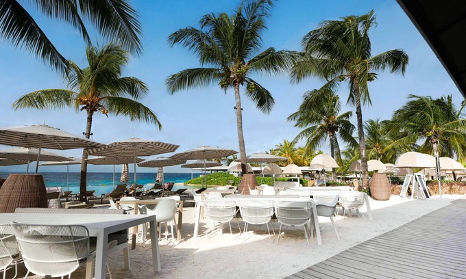 Jan Thiel Resort | Relax at Papagayo Beach Resort with Ocean View & Spa
