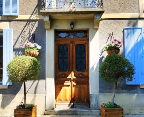 Montauban-de-Luchon Bed & Breakfast | Discover Papilio: Family-Friendly Stay with Pool & Breakfast