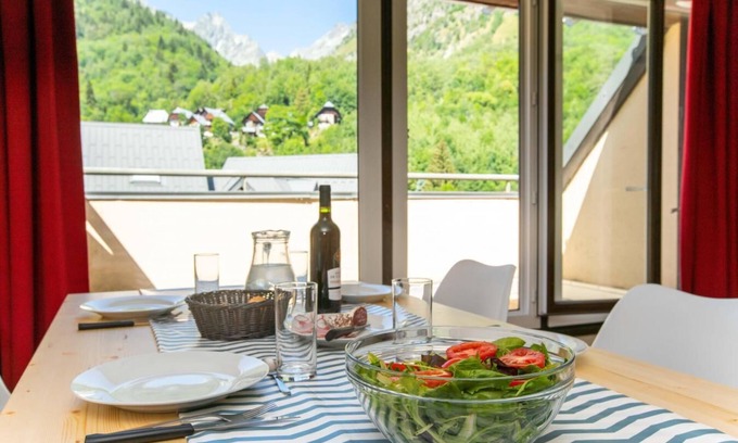 Saint-Colomban-des-Villards Apartment | Cozy Retreat in Saint Colomban des Villards with Spa & Pets