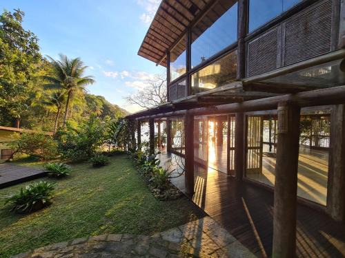 Ilha Grande Hotel | Discover Paraíso Azul Retiro: Oceanfront Bliss Awaits