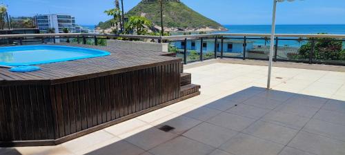 Recreio dos Bandeirantes Apartment | Discover Paraíso Recreio RJ: Pet-Friendly Family Retreat