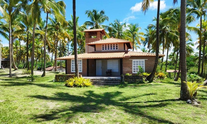 Marau House | Relax at Casa Capela Praia de Algodões by the Sea