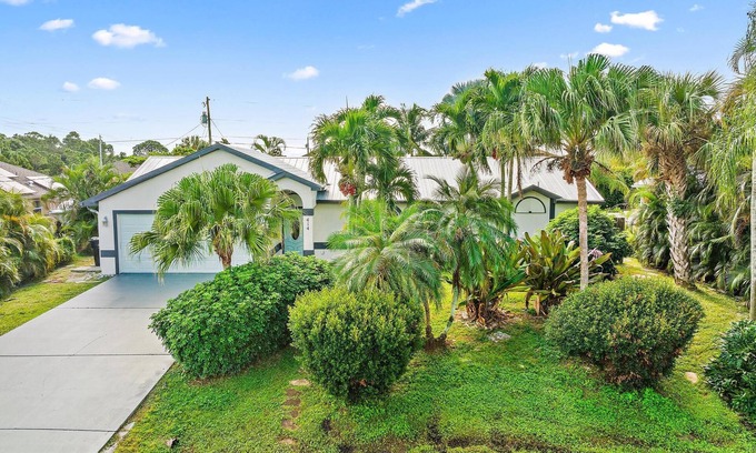Port Saint Lucie House | Idyllic 3-Bedroom Retreat with Private Pool and Ocean Views