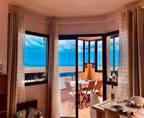 Geafond Apartment | Oceanfront Paradise Apartment - Guest Rated 9.7/10