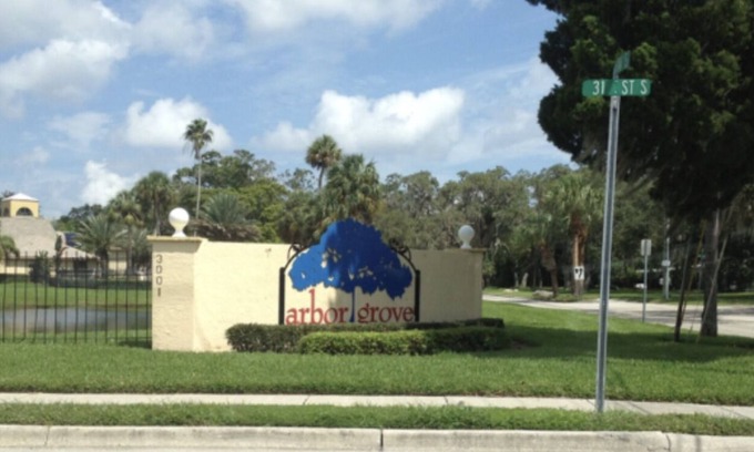 Pinellas Point Condo | Unforgettable Escape: Oceanfront Hotel with Spa & Pool