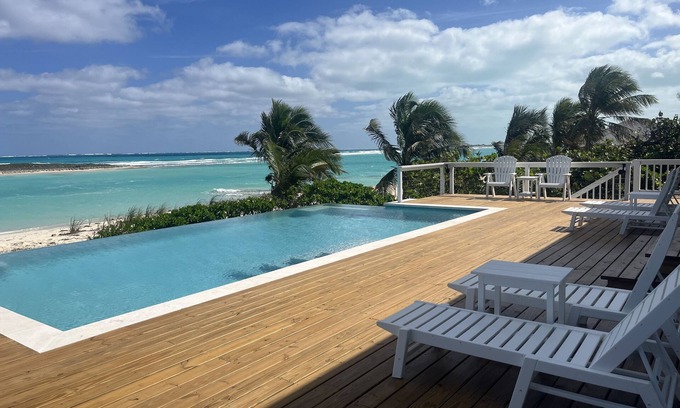 Green Turtle Cay House | Beachfront Paradise House with Pool and Ocean Views