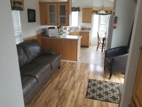 Rockaway Beach Hotel | Discover Paradise Cove RV Resort & Marina: Family-Friendly Fun