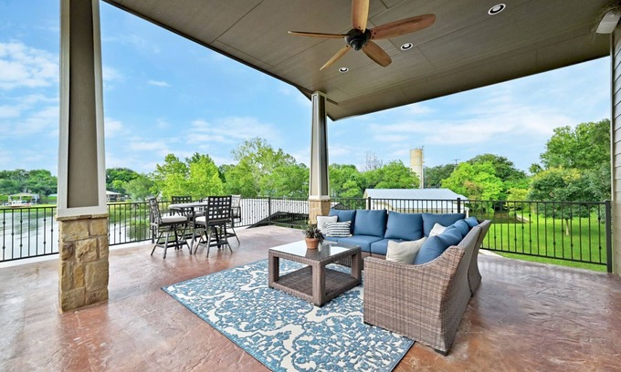 Granite Shoals House | Unforgettable Paradise Cove Retreat with Pool & Lake View
