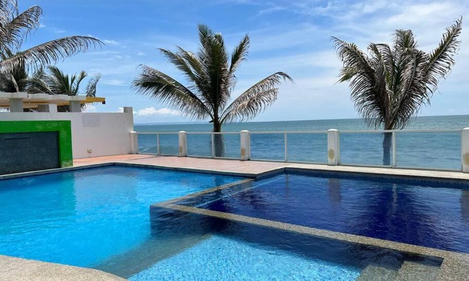 Crucita Apartment | Discover Paradise: Family-Friendly Getaway with Pool Access