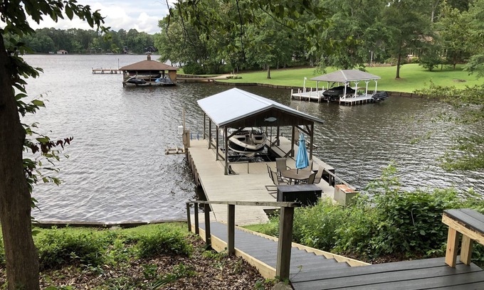 Milledgeville House | Experience Paradise with Family-Friendly Amenities!