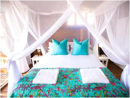 Tofo Apartment | Seaside Comfort at Paradise Dunes - Family-Friendly Retreat