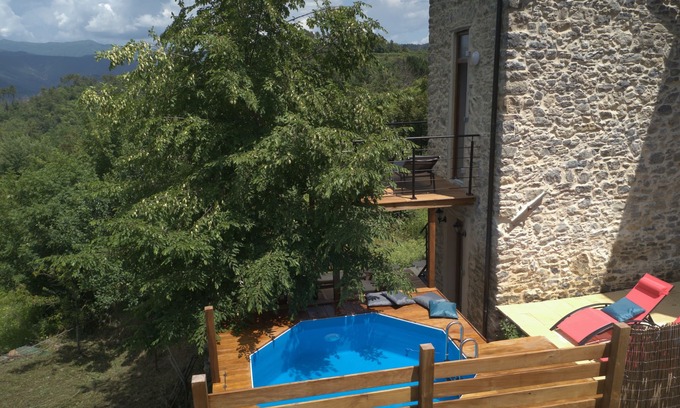 Ricco del Golfo di Spezia House | Romantic Escape with Pool and Views Above Cinque Terre