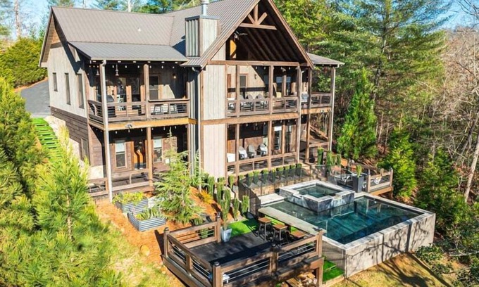 Blue Ridge Cabin | Paradise Found - Pet Friendly | Private Pool | King Beds