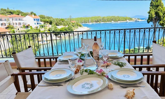 Matsoukata Apartment | Paradise House Apart: Oceanfront Stay Near Fiskardo Center