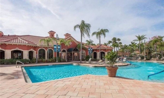 Clearwater Condo | Experience Paradise in Clearwater - 10/10 Guest Rated Stay
