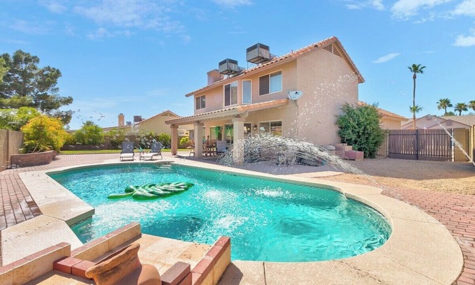 Peoria House | Family-Friendly Paradise with Pool in Peoria - Rising Realty Rentals