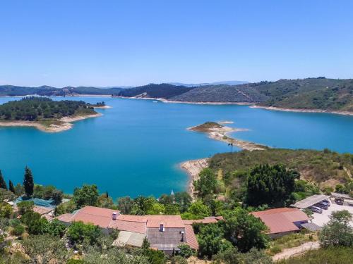 Luzianes Bed & Breakfast | Paradise in Portugal: 4-Star Hotel with Ocean View Amenities