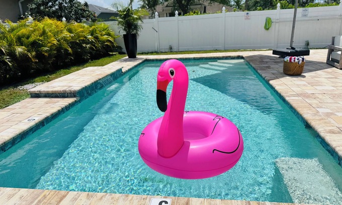 Mandalay House | Unforgettable Stay Near IMG Academy and Siesta Key Beach