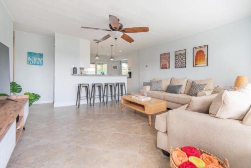 Pompano Beach House | Beachfront Bliss at Pompano Beach Paradise - Rated 10/10
